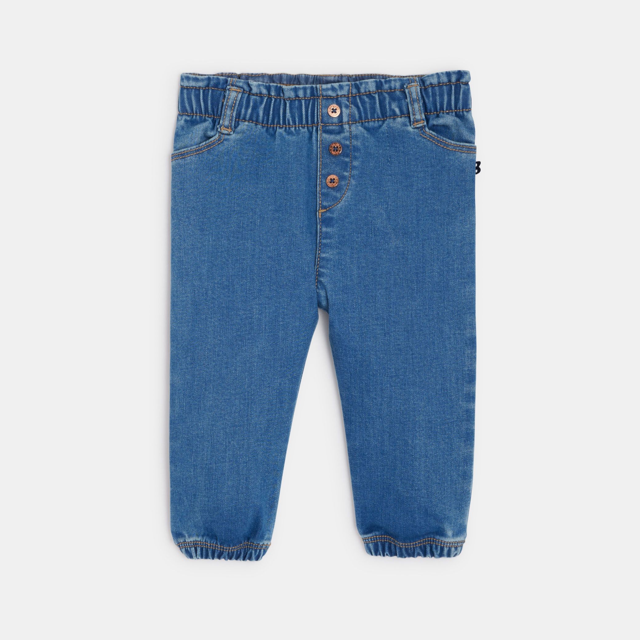 Quần denim xanh nhạt